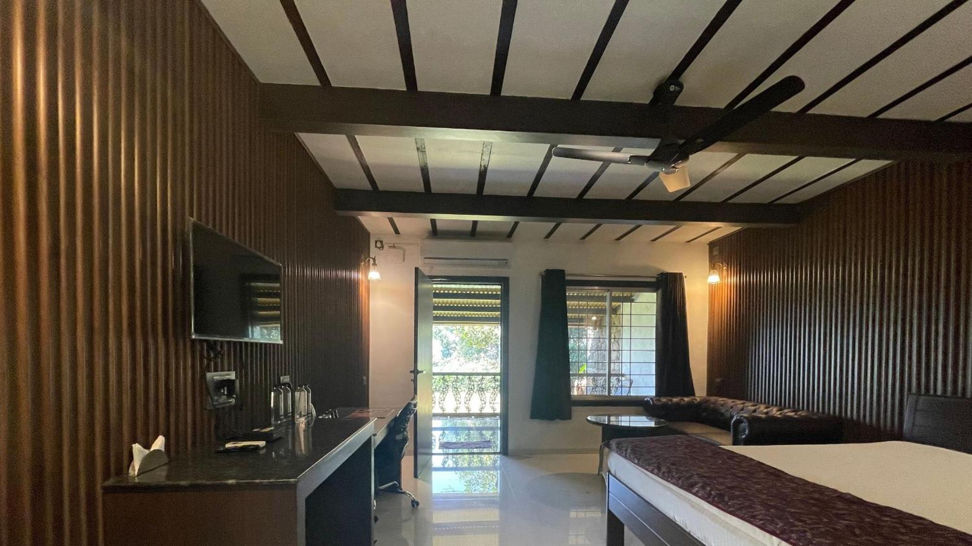 The Green Gate Resort Mulshi Ngoại thất bức ảnh