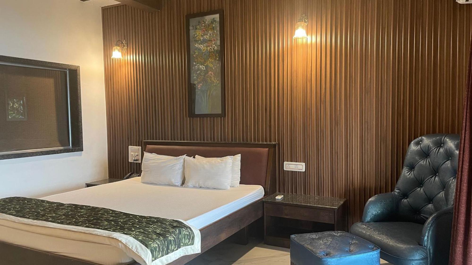 The Green Gate Resort Mulshi Ngoại thất bức ảnh