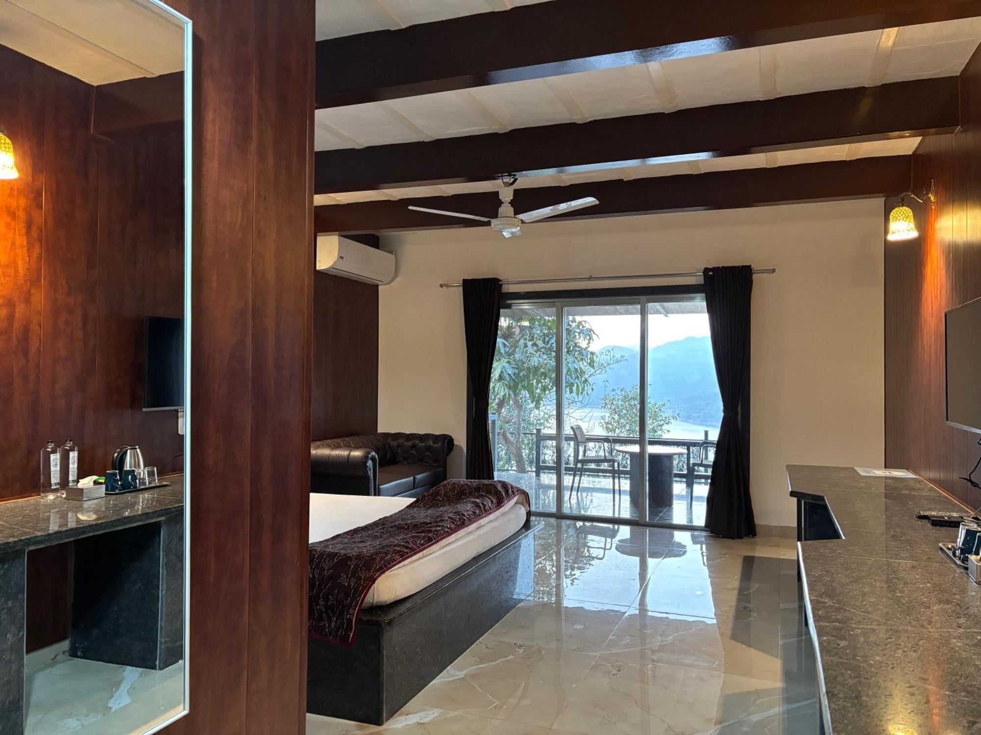 The Green Gate Resort Mulshi Ngoại thất bức ảnh