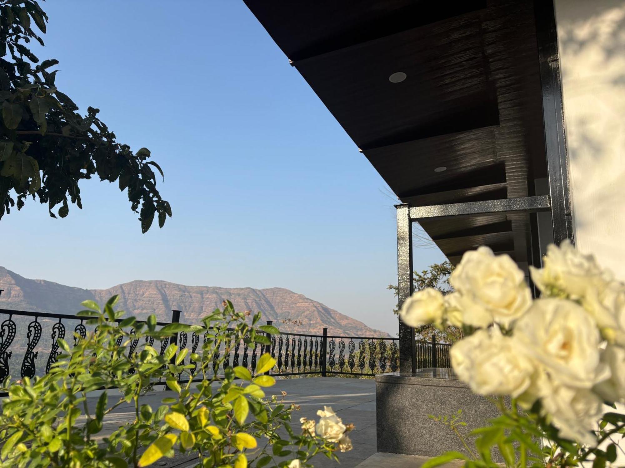 The Green Gate Resort Mulshi Ngoại thất bức ảnh